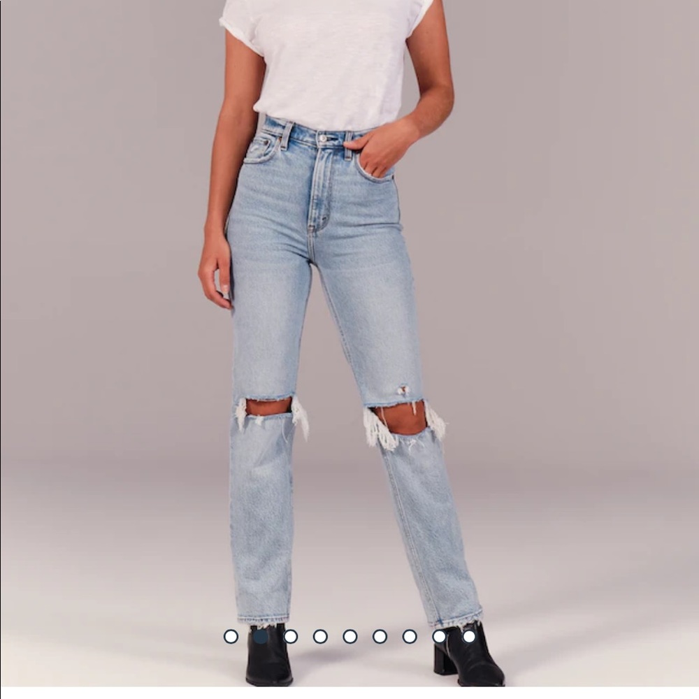 Abrocrombie high rise mom Jeans